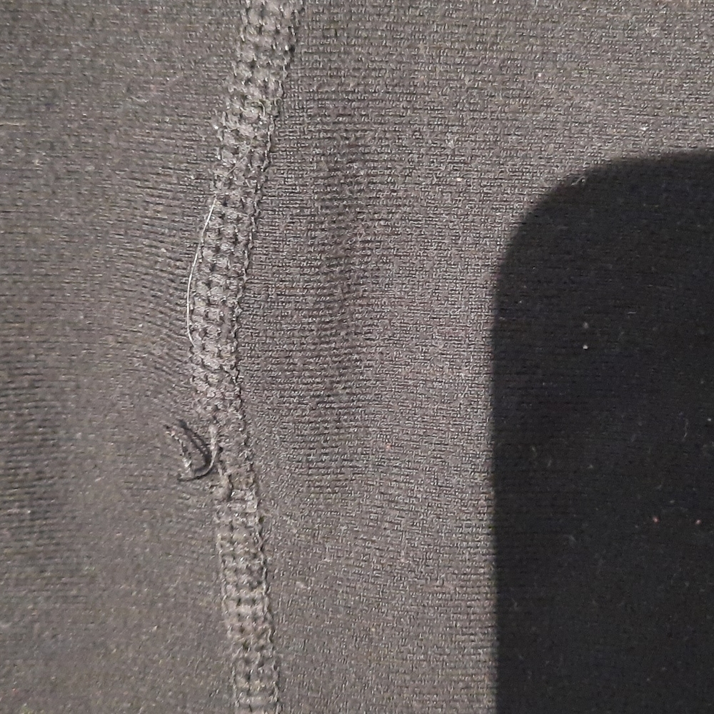LULULEMON Sz 4 Workout Tank - Picture 6 of 6